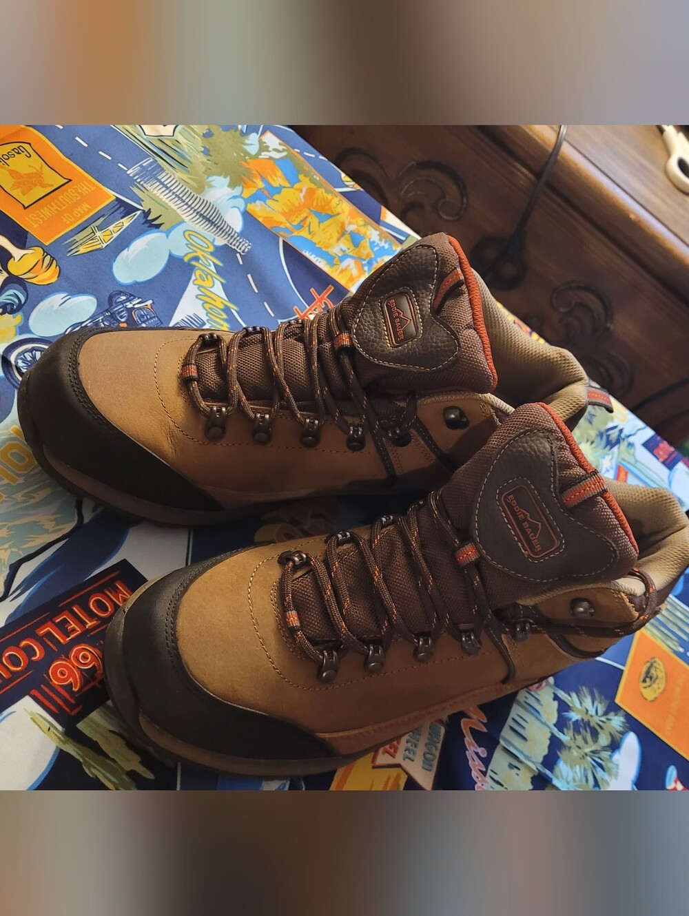 Men's Brown Eddie Bauer Hiking Boots - Outdoor Trail Work Shoe Size 11